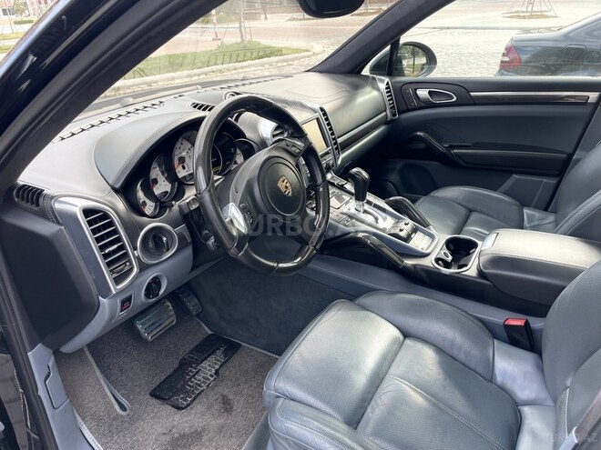 Porsche Cayenne Turbo S 2012, 102,000 km - 4.8 л - Bakı
