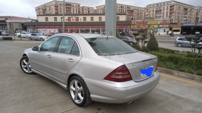 Mercedes C 180 2005, 352,100 km - 1.8 l - Bakı