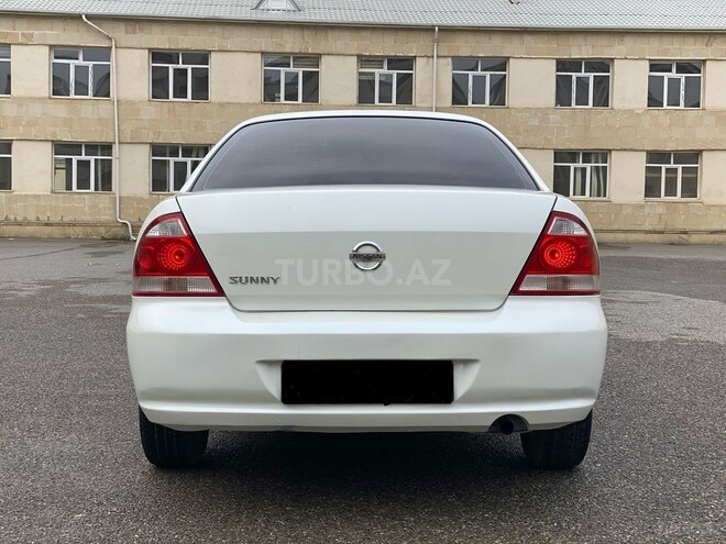 Nissan Sunny 2010, 236,000 km - 1.6 l - Bakı