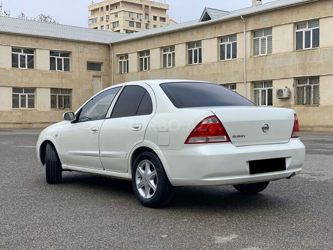 Nissan Sunny 2010, 236,000 km - 1.6 l - Bakı