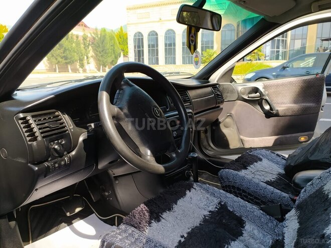Opel Vectra 1997, 380,000 km - 2.0 л - Zaqatala