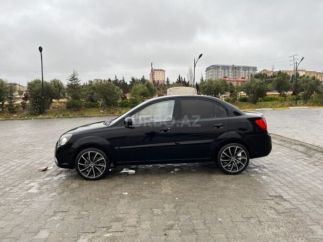 Kia Rio 2010, 190,000 km - 1.4 л - Bakı