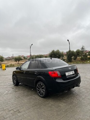 Kia Rio 2010, 190,000 km - 1.4 л - Bakı