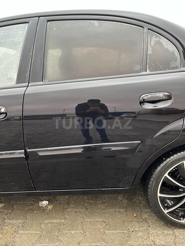Kia Rio 2010, 190,000 km - 1.4 л - Bakı