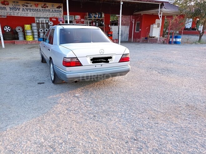 Mercedes E 220 1995, 850,000 km - 2.2 l - Hacıqabul