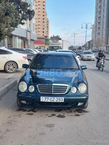 Mercedes E 220 1999, 329,000 km - 2.2 l - Bakı