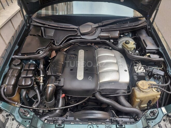Mercedes E 220 1999, 329,000 km - 2.2 l - Bakı