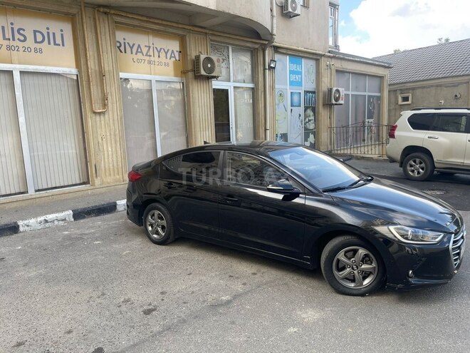 Hyundai Elantra 2015, 150,000 km - 1.6 l - Bakı