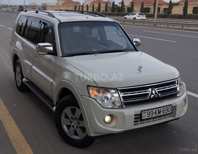 Mitsubishi Pajero 2008, 220,000 km - 3.0 л - Bakı