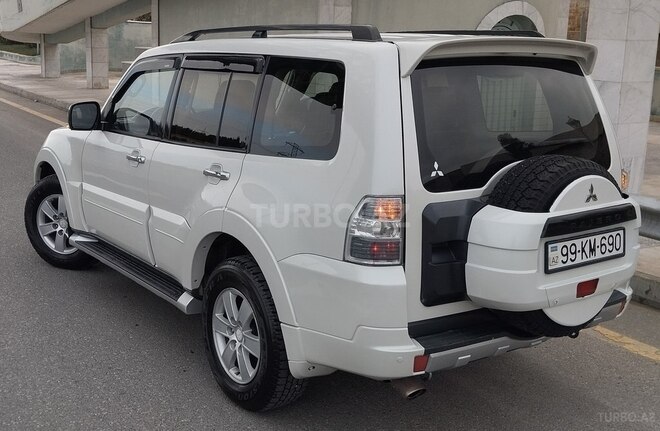 Mitsubishi Pajero 2008, 220,000 km - 3.0 л - Bakı