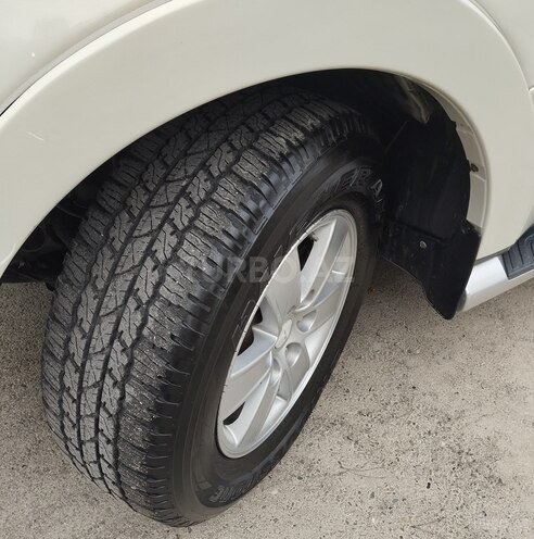 Mitsubishi Pajero 2008, 220,000 km - 3.0 л - Bakı