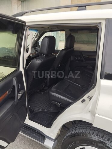 Mitsubishi Pajero 2008, 220,000 km - 3.0 л - Bakı