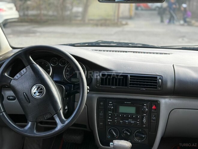 Volkswagen Passat 2001, 290,000 km - 1.8 l - Bakı
