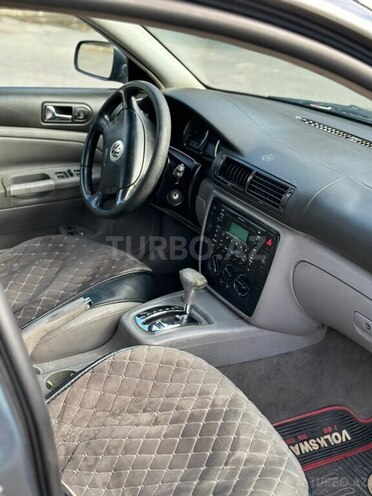 Volkswagen Passat 2001, 290,000 km - 1.8 l - Bakı