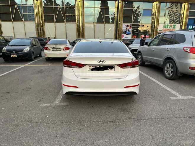 Hyundai Elantra 2017, 137,000 km - 2.0 l - Bakı