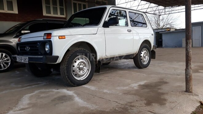 LADA (VAZ) Niva 2011, 188,652 km - 1.7 l - Salyan