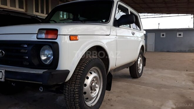 LADA (VAZ) Niva 2011, 188,652 km - 1.7 l - Salyan