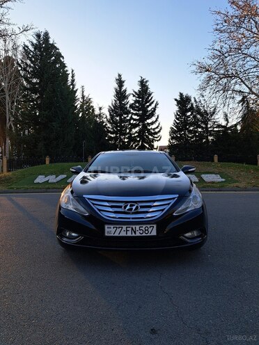 Hyundai Sonata 2013, 241,402 km - 2.0 л - Mingəçevir