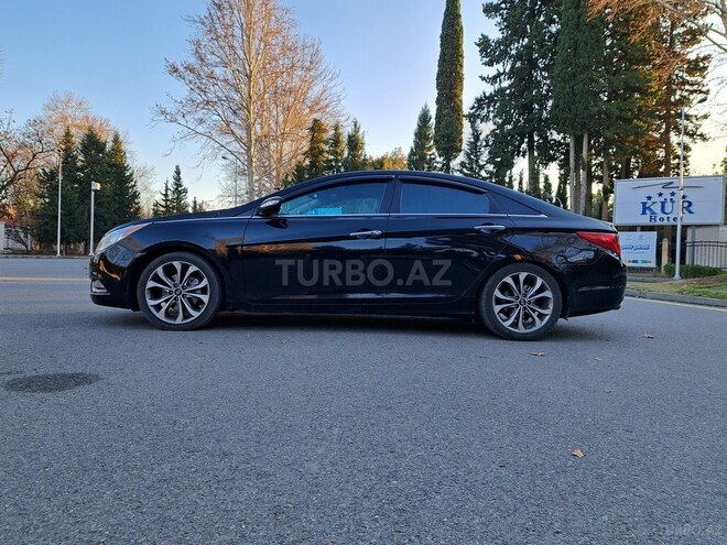 Hyundai Sonata 2013, 241,402 km - 2.0 л - Mingəçevir