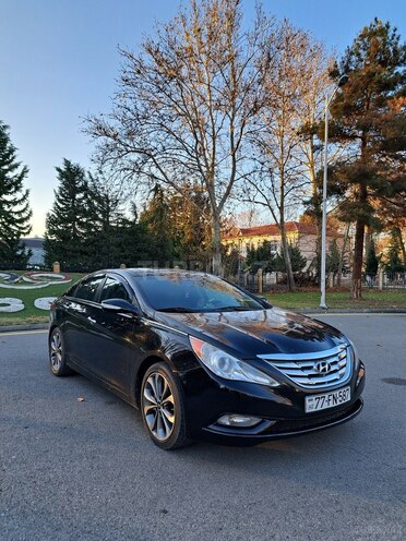 Hyundai Sonata 2013, 241,402 km - 2.0 л - Mingəçevir