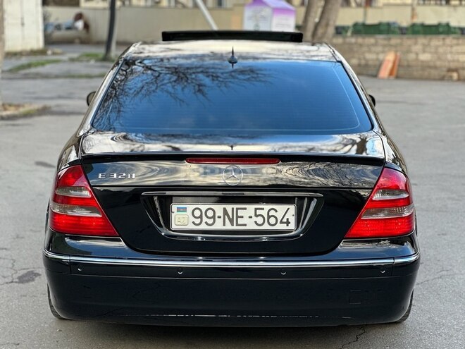 Mercedes E 320 2002, 270,000 km - 3.2 l - Bakı