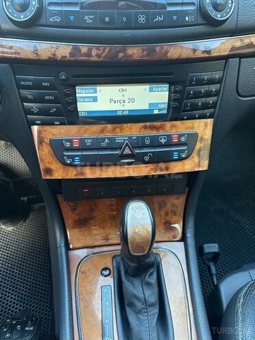 Mercedes E 320 2002, 270,000 km - 3.2 l - Bakı