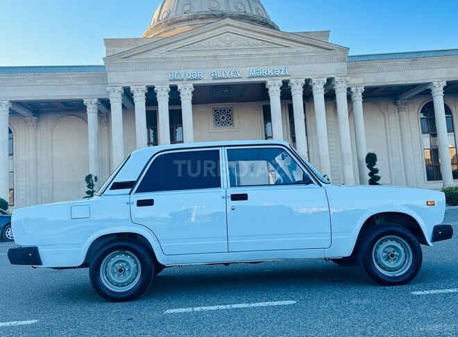 LADA (VAZ) 2107 2009, 106,000 km - 1.6 л - Ucar