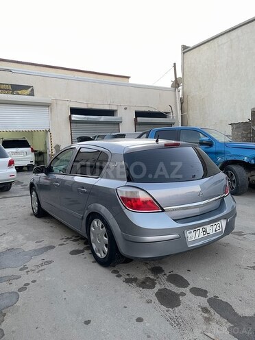 Opel Astra 2005, 233,000 km - 1.4 l - Bakı