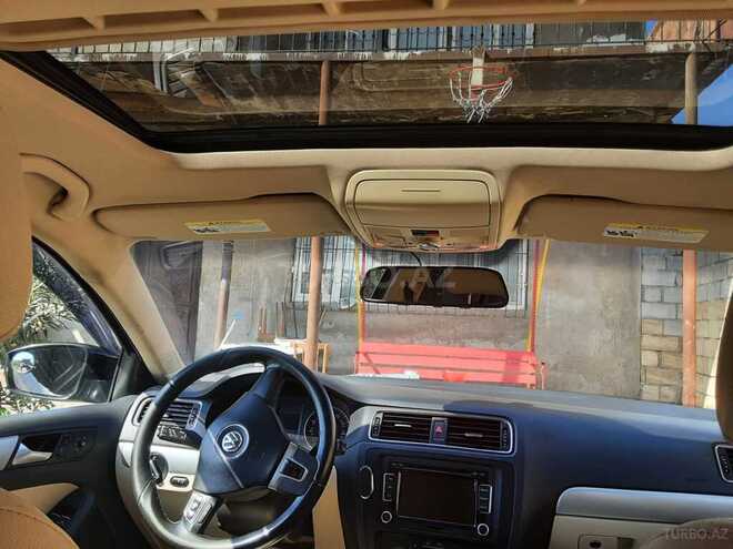 Volkswagen Jetta 2014, 152,888 km - 1.8 л - Bakı