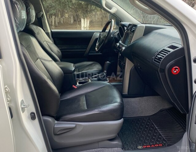 Toyota Prado 2013, 180,000 km - 2.7 l - Bakı