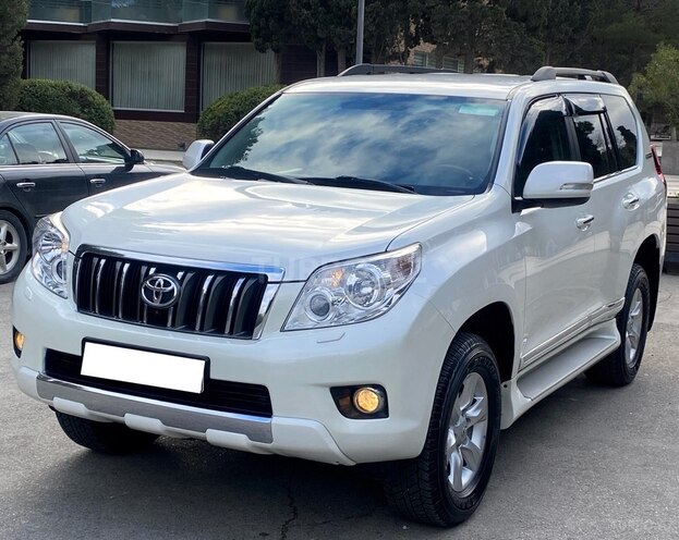 Toyota Prado 2013, 180,000 km - 2.7 l - Bakı