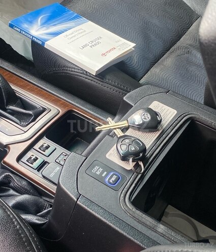 Toyota Prado 2013, 180,000 km - 2.7 l - Bakı