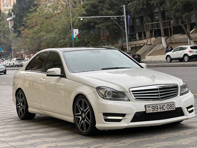 Mercedes C 250 2012, 211,000 km - 1.8 l - Bakı