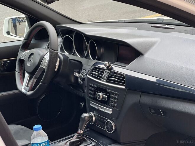 Mercedes C 250 2012, 211,000 km - 1.8 l - Bakı