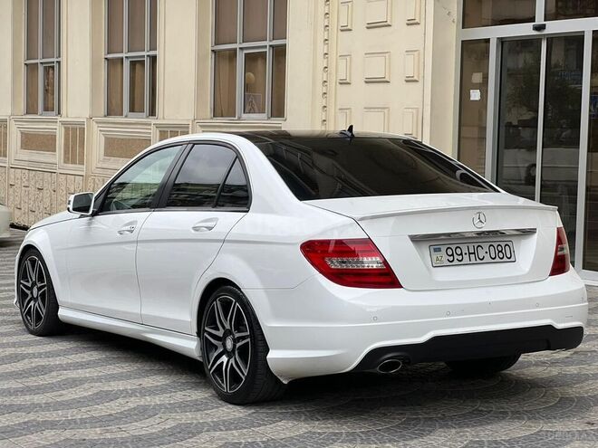 Mercedes C 250 2012, 211,000 km - 1.8 l - Bakı