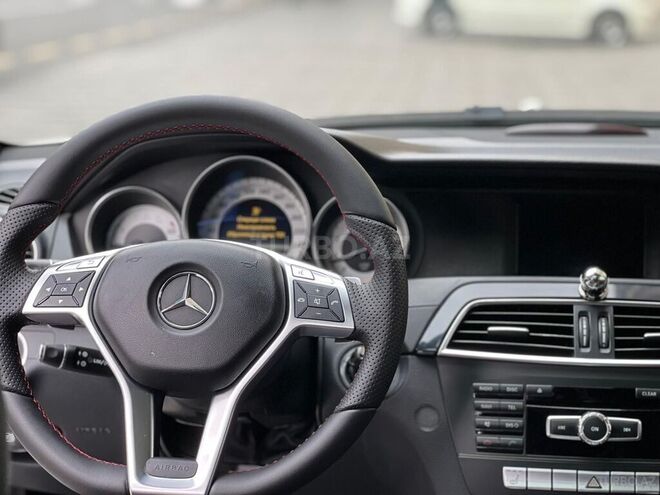 Mercedes C 250 2012, 211,000 km - 1.8 l - Bakı