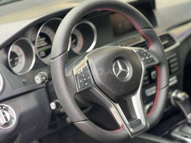 Mercedes C 250 2012, 211,000 km - 1.8 l - Bakı