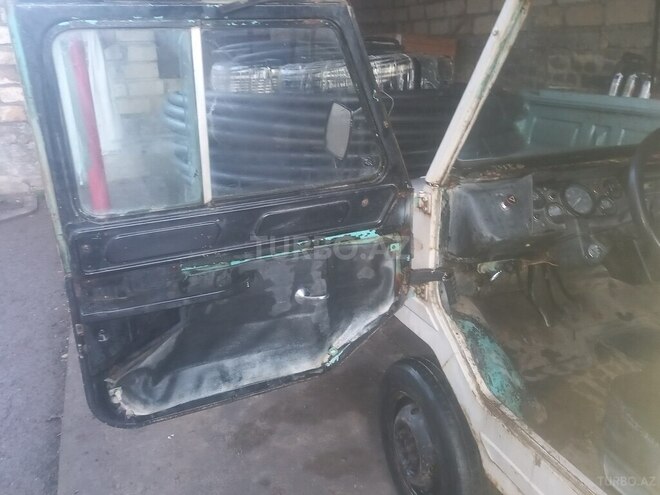 LuAz 969 1990, 156,800 km - 1.2 l - Qusar