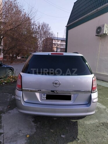 Opel Astra 2009, 289,578 km - 1.4 l - Mingəçevir