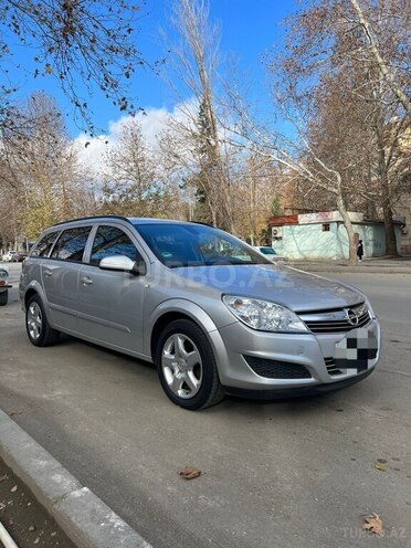 Opel Astra 2009, 289,578 km - 1.4 l - Mingəçevir