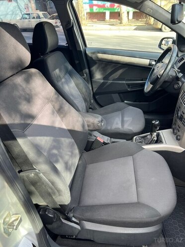 Opel Astra 2009, 289,578 km - 1.4 l - Mingəçevir