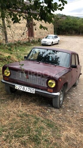 LADA (VAZ) 21011 1984, 76,000 km - 1.2 l - Quba