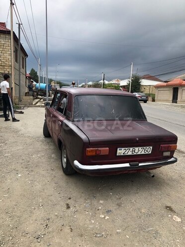 LADA (VAZ) 21011 1984, 76,000 km - 1.2 l - Quba