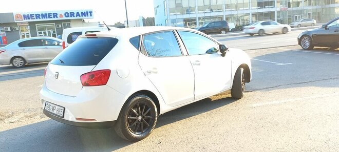 SEAT Ibiza 2011, 277,000 km - 1.6 л - Bakı
