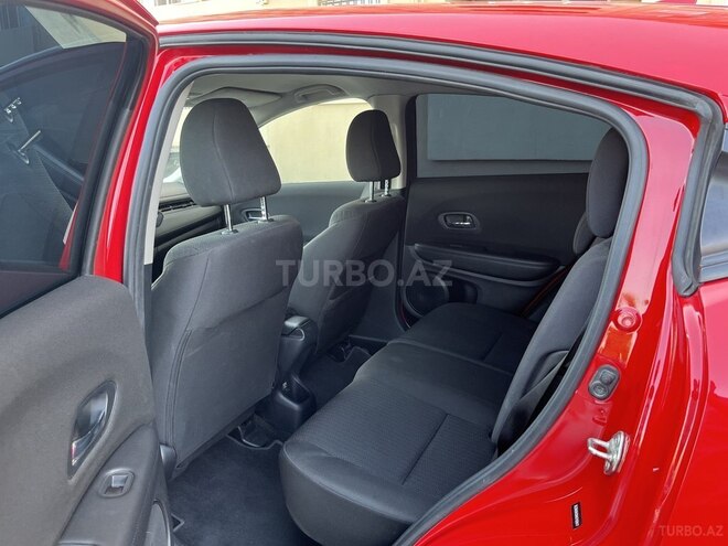 Honda HR-V 2017, 147,141 km - 1.8 l - Bakı