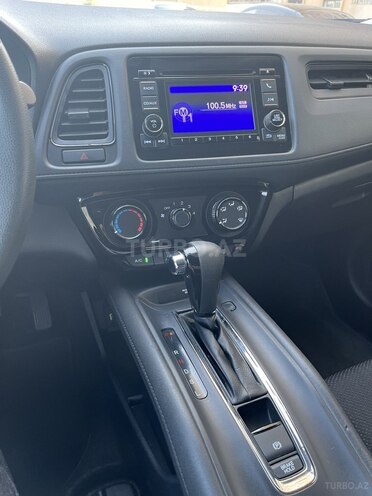 Honda HR-V 2017, 147,141 km - 1.8 l - Bakı