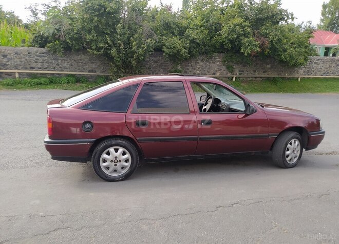 Opel Vectra 1993, 370,000 km - 2.0 l - Bakı