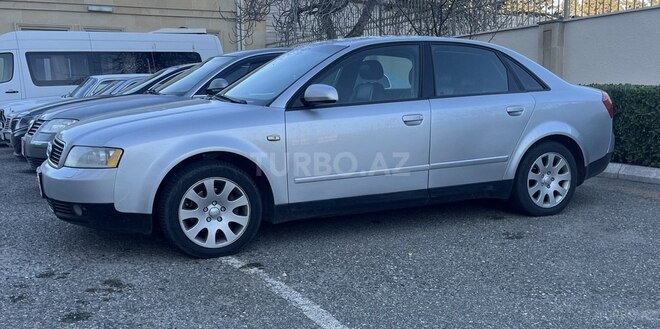 Audi A4 2002, 266,555 km - 1.8 l - Bakı