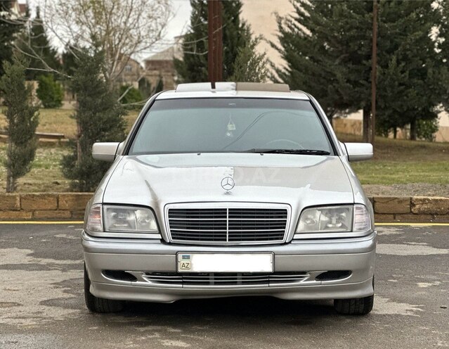 Mercedes C 220 1999, 413,000 km - 2.2 l - Bakı