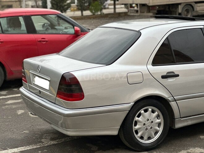 Mercedes C 220 1999, 413,000 km - 2.2 l - Bakı